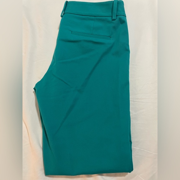 Aritzia cropped dress pants in US size 4 - Picture 4 of 11